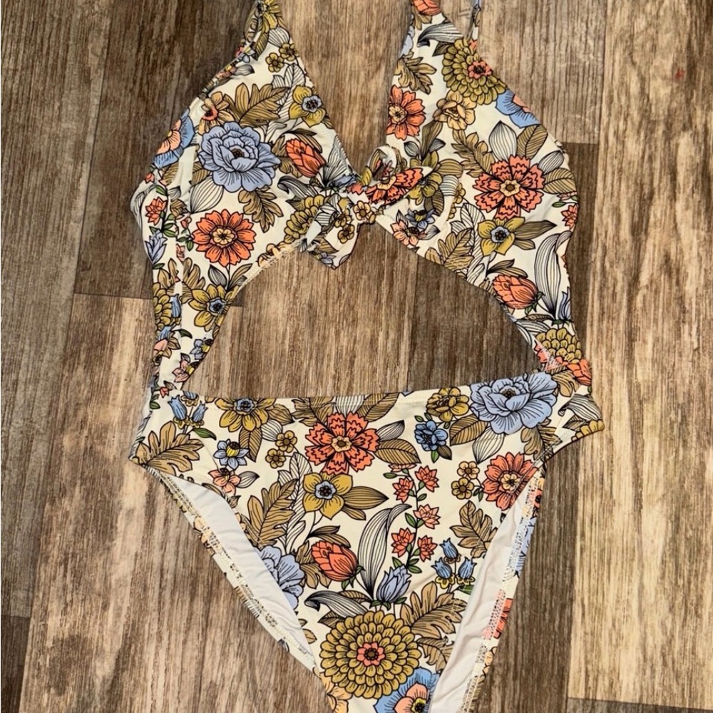 Dippin' Daisy's Floral One Piece Swimsuit - Multicolor